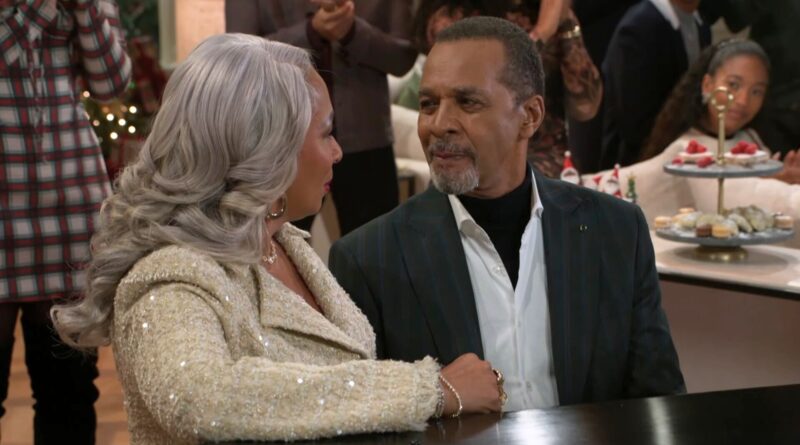 Clifton Davis as Vernon Dupree serenades Anita (Tamara Tunie) on Beyond the Gates with Never Can Say Goodbye | Photos: CBS/YouTube