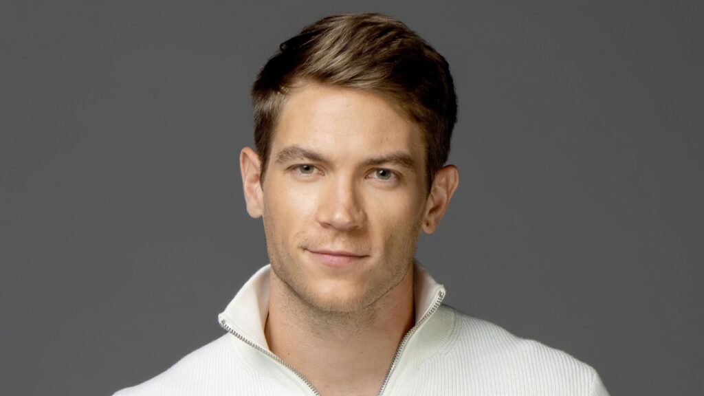 Lucas Adams smiling on The Young and the Restless