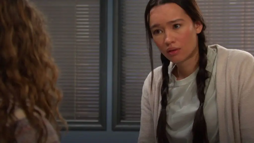Sophia and Rachel talking on Days of our Lives
