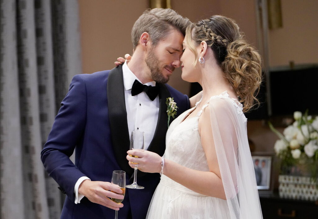 The Bold and the Beautiful First Look: Hope and Liam's Wedding Photos and B&B spoilers - The Soap Scene