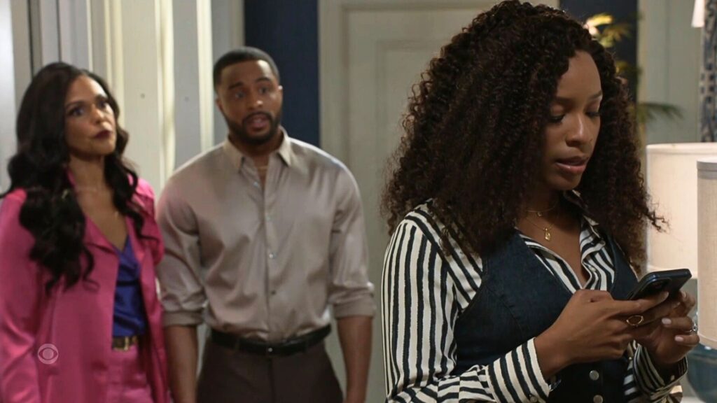 Naomi checks her test results as Dani and Jacob wait on Beyond the Gates recap