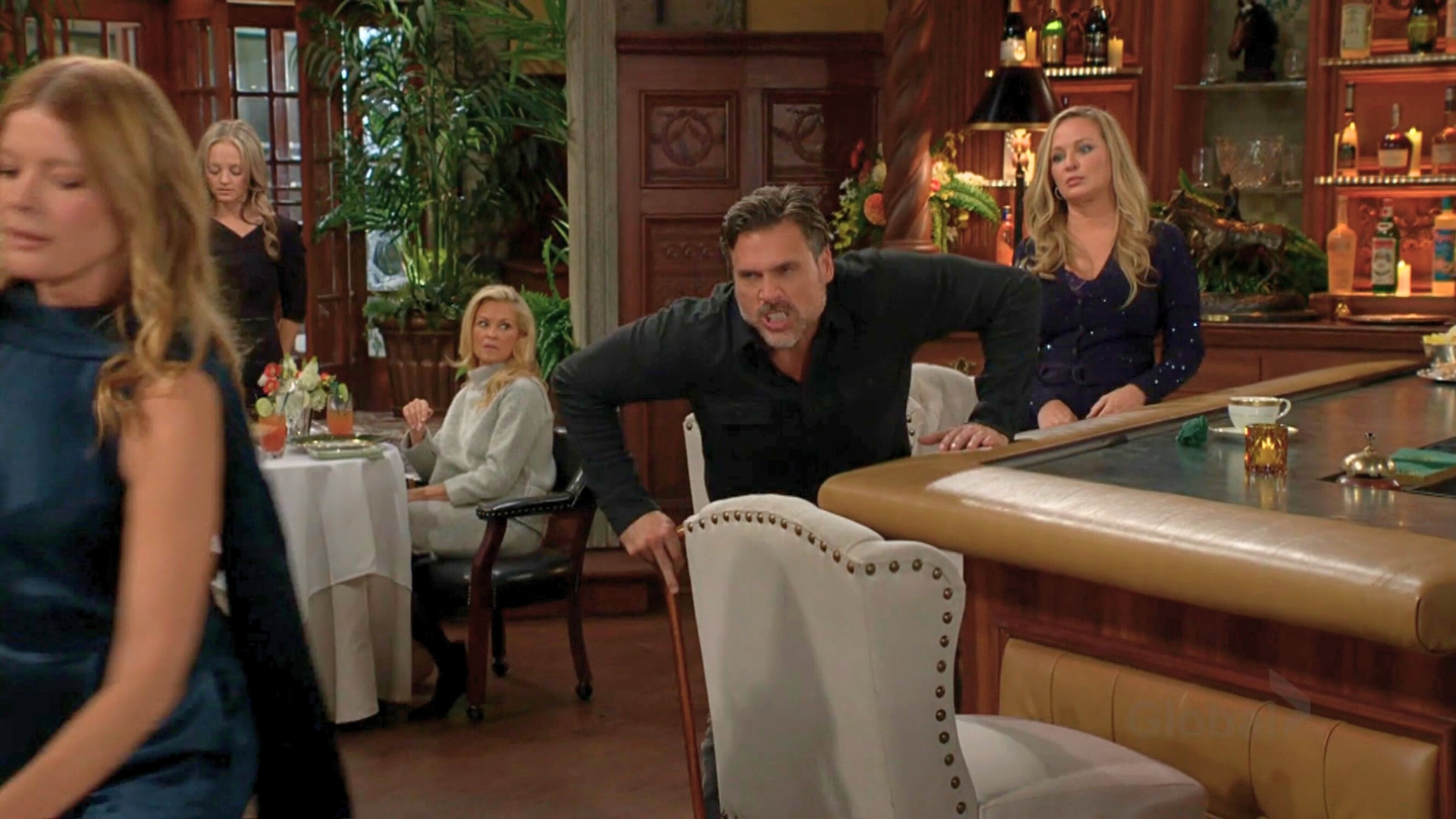 Nick and Sharon argue with Phyllis on The Young and the Restless | Photo: CBS