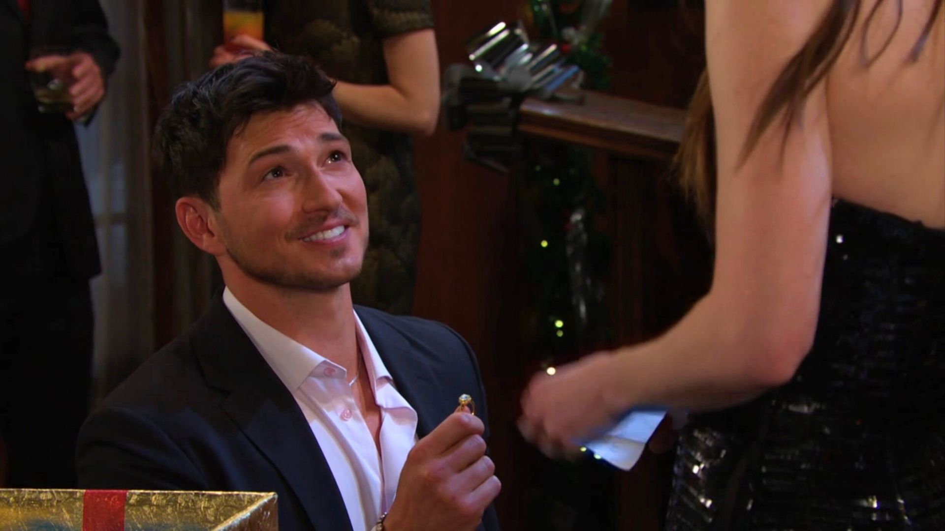 Alex proposes to Stephanie on Days of our Lives recap