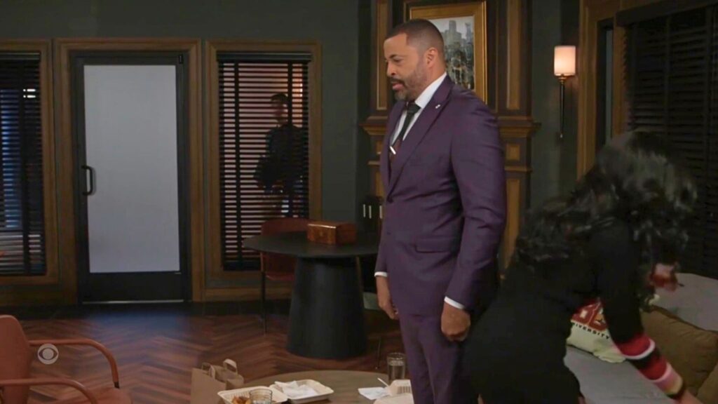 Tomas sees Bill and Dani together on Beyond the Gates recap