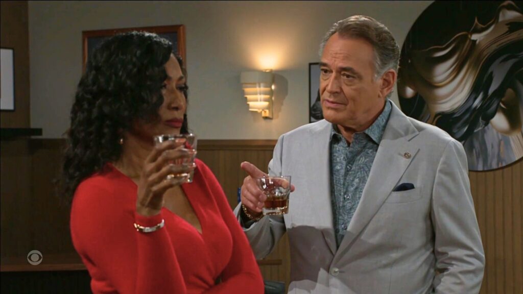 Joey blackmails Leslie on Beyond the Gates | Photo: CBS