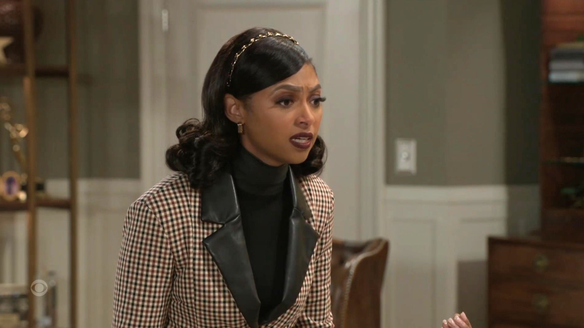 Kat complains about Nicole on Beyond the Gates | Photo: CBS