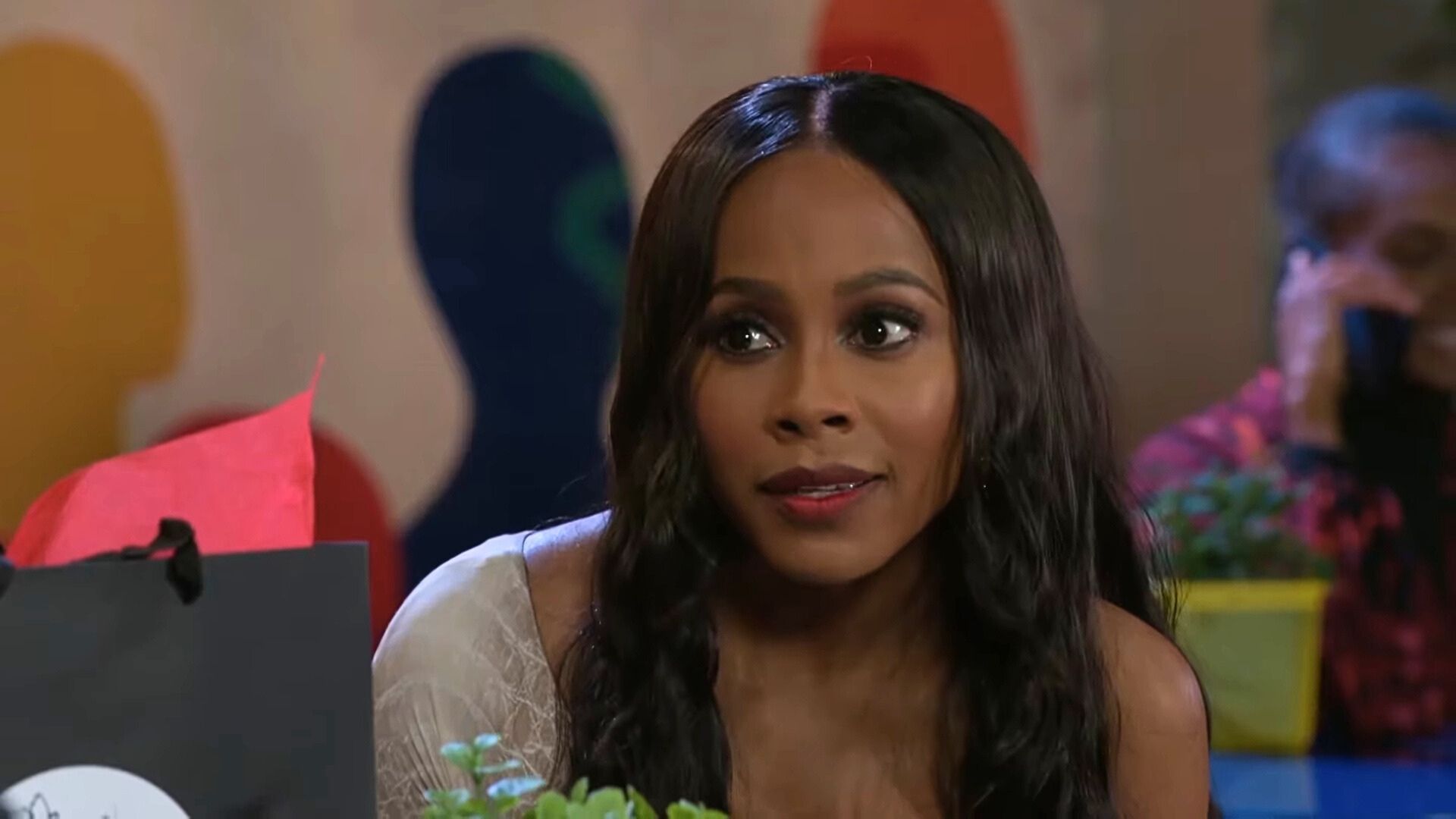 Hayley tries to team with Andre on Beyond the Gates | Photo: CBS