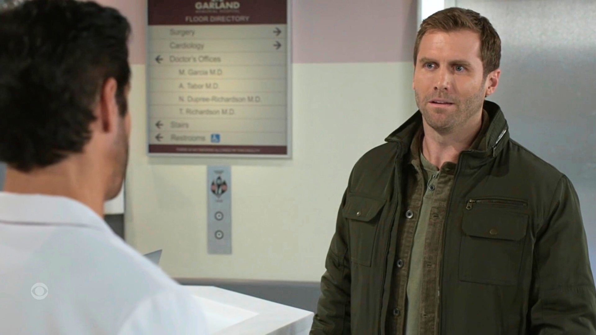 Derek fights with Grayson on Beyond the Gates | Photo: CBS