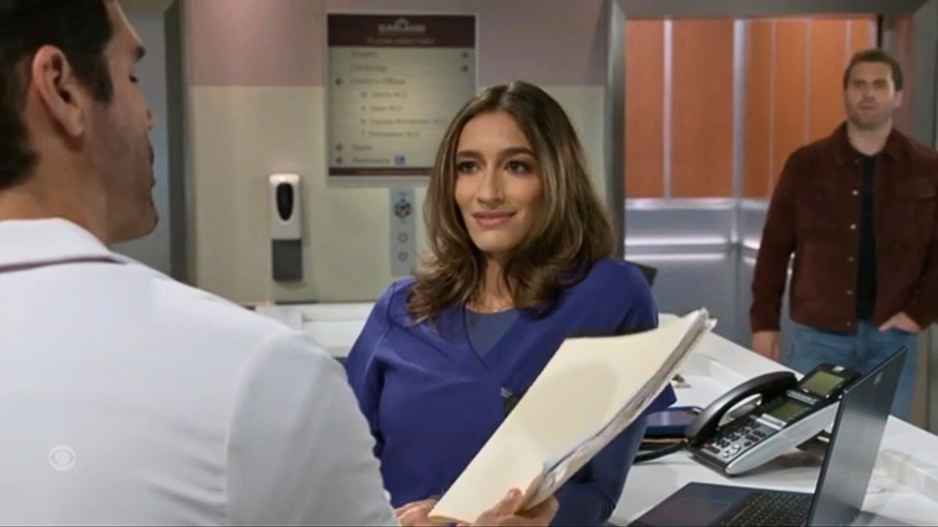 Derek sees Ashley and Grayson talking on Beyond the Gates recap